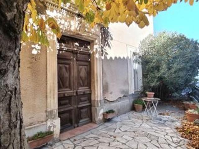 Maison 6 pièces 200 m²