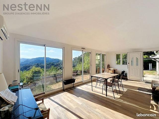 Maison 6 pièces 202 m²