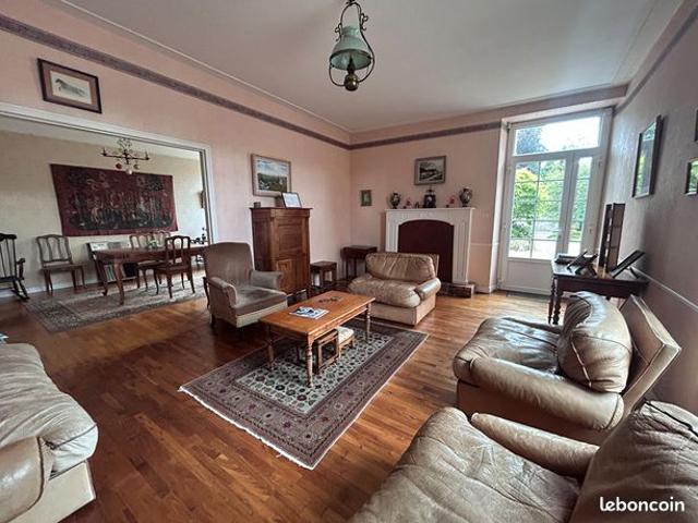 Maison 6 pièces 204 m²