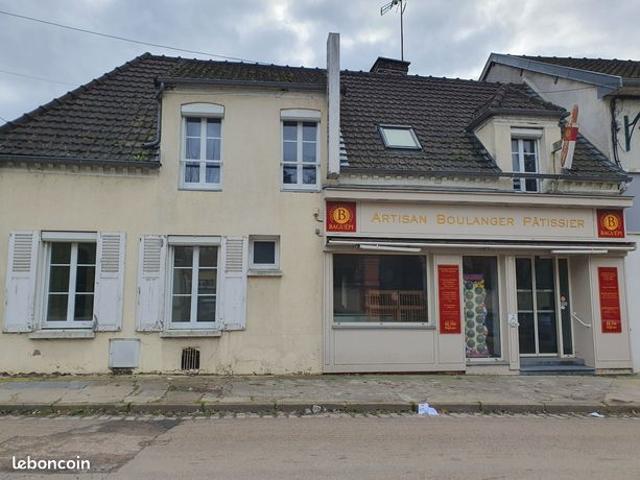 Maison 6 pièces 205 m²