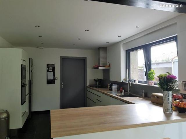 Maison 6 pièces 205 m²
