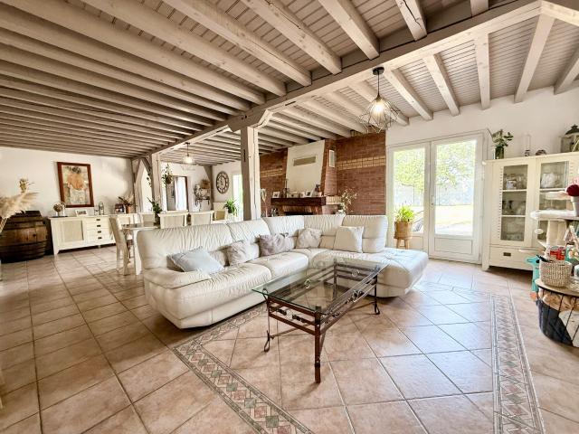 Maison 6 pièces 205 m²