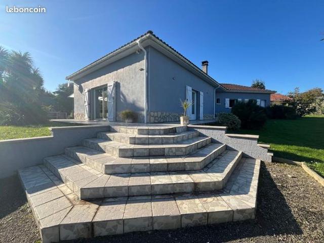 Maison 6 pièces 205 m²