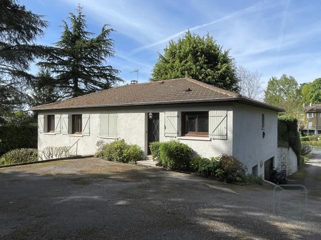 Maison 6 pièces 205 m²