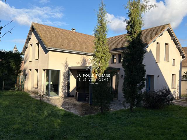 Maison 6 pièces 205 m²