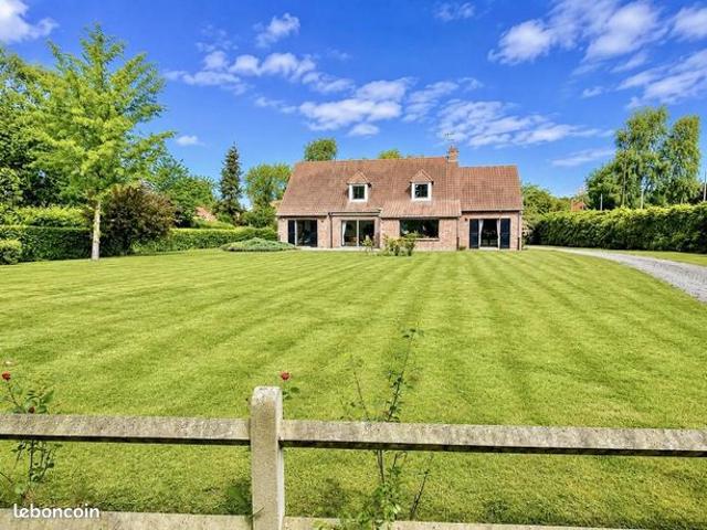 Maison 6 pièces 205 m²