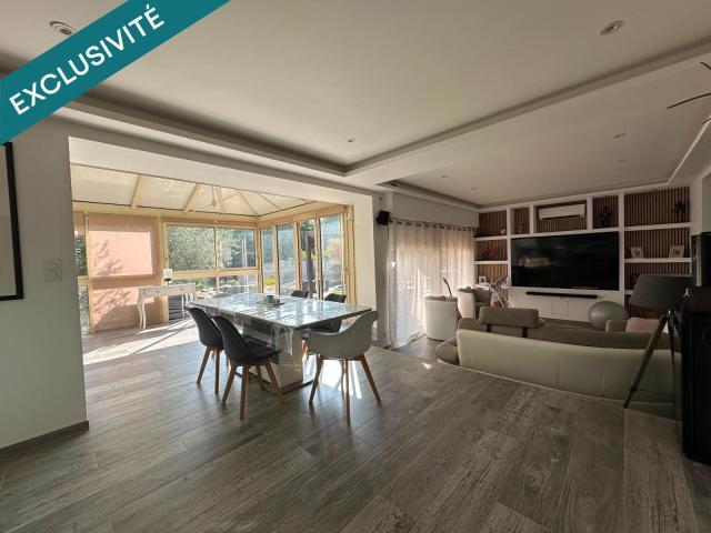 Maison 6 pièces 205 m²