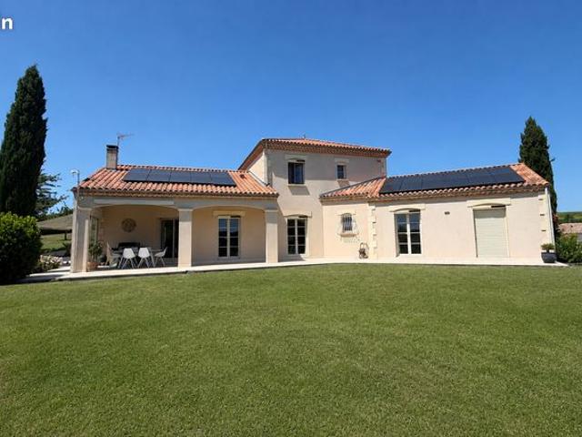 Maison 6 pièces 205 m²