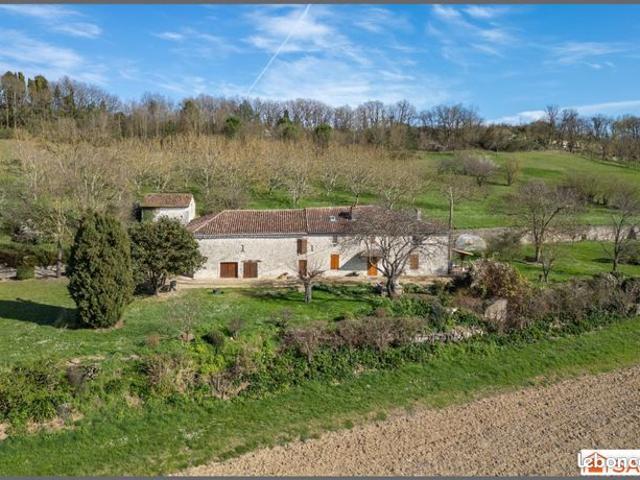 Maison 6 pièces 205 m²