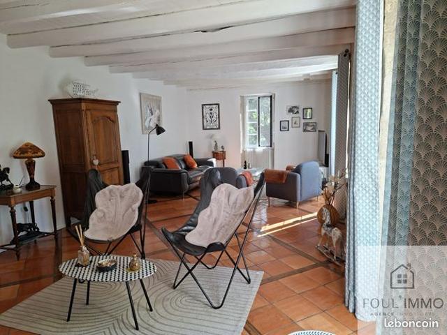 Maison 6 pièces 205 m²