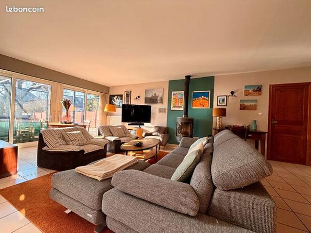 Maison 6 pièces 205 m²