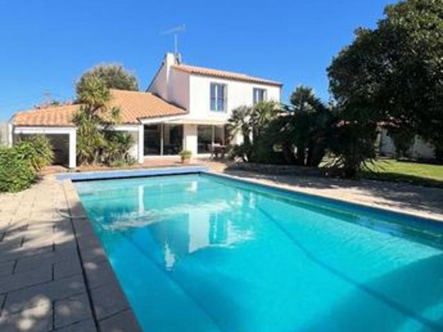 Maison 6 pièces 205 m²
