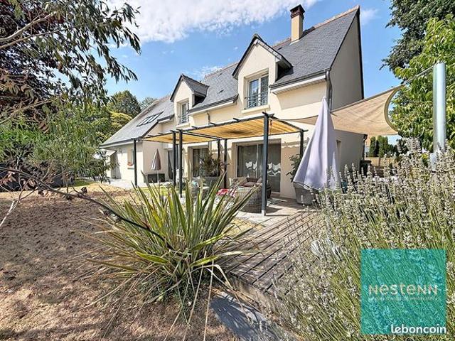 Maison 6 pièces 205 m²