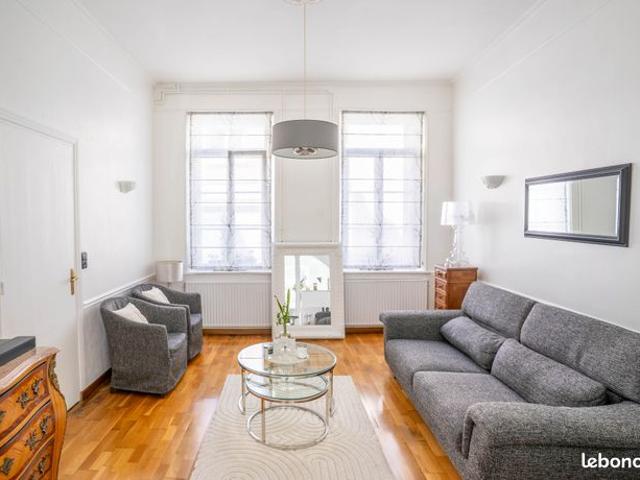 Maison 6 pièces 205 m²