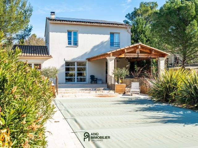 Maison 6 pièces 205 m²