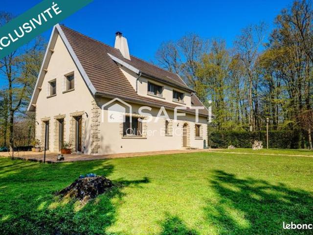 Maison 6 pièces 205 m²