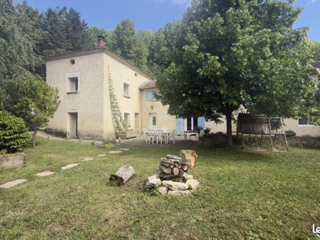 Maison 6 pièces 205 m²