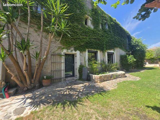 Maison 6 pièces 205 m²