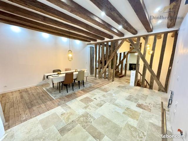 Maison 6 pièces 205 m²
