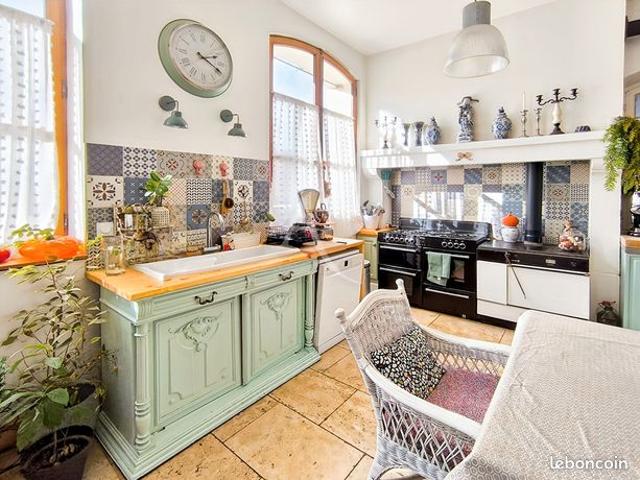 Maison 6 pièces 205 m²