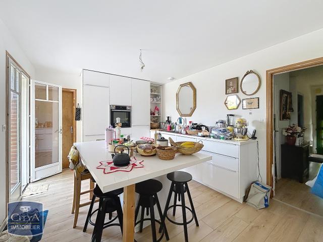 Maison 6 pièces 206 m²