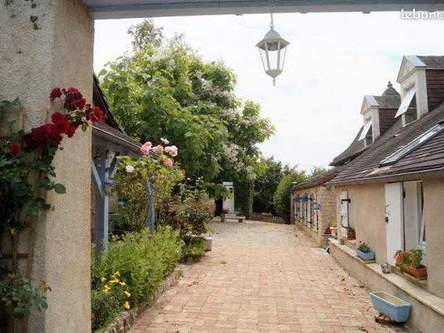 Maison 6 pièces 206 m²