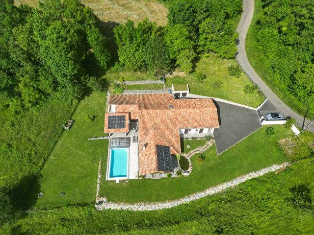 Maison 6 pièces 206 m²