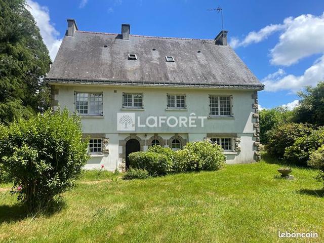 Maison 6 pièces 206 m²