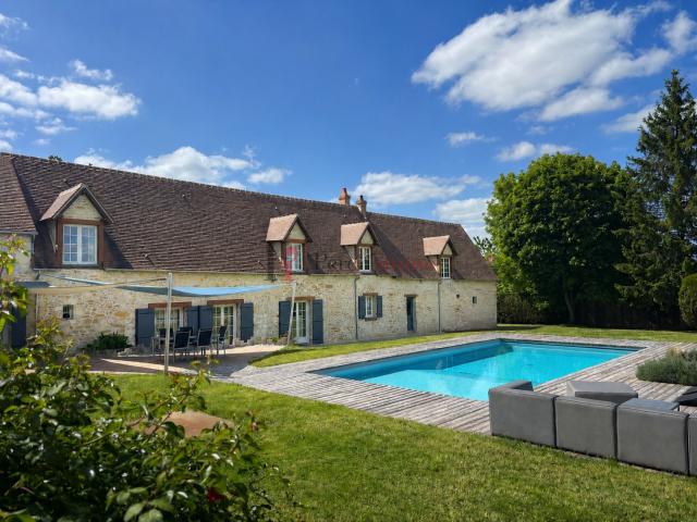 Maison 6 pièces 206 m²