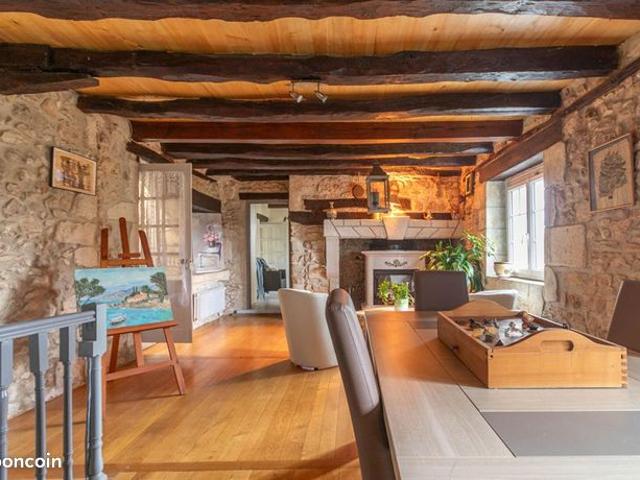 Maison 6 pièces 206 m²