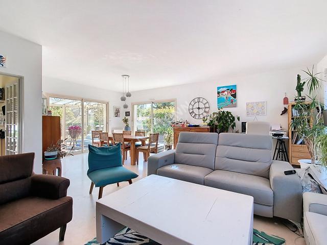 Maison 6 pièces 206 m²
