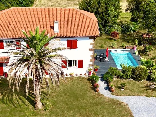 Maison 6 pièces 206 m²