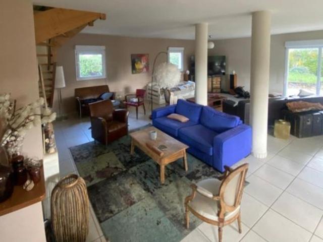 Maison 6 pièces 206 m²
