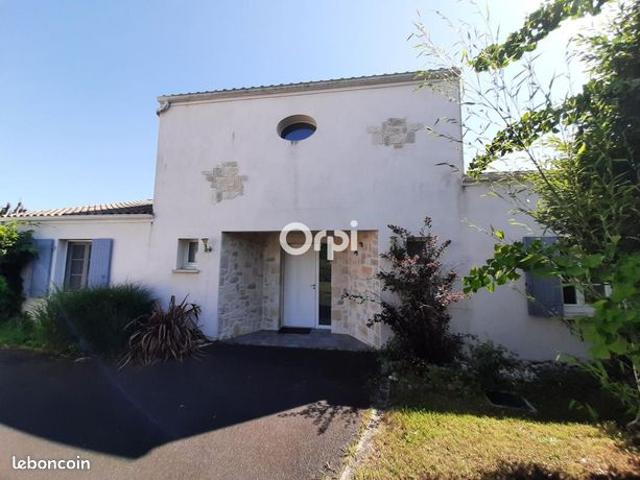 Maison 6 pièces 206 m²