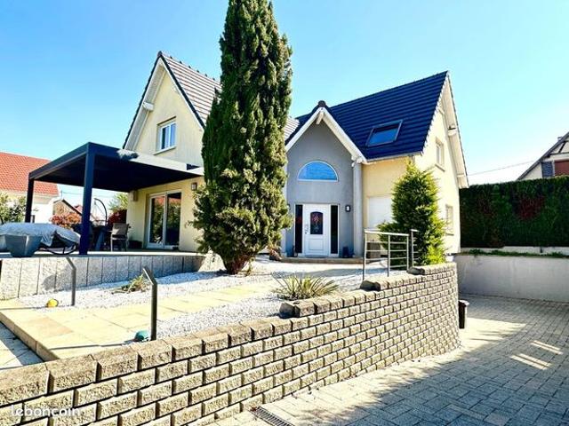 Maison 6 pièces 206 m²