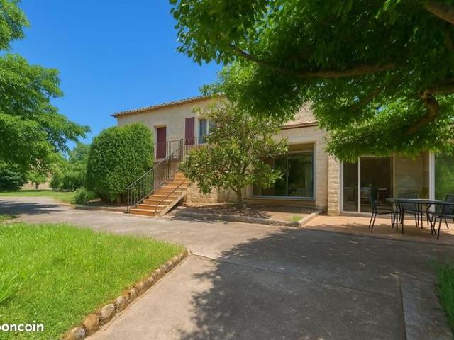 Maison 6 pièces 207 m²