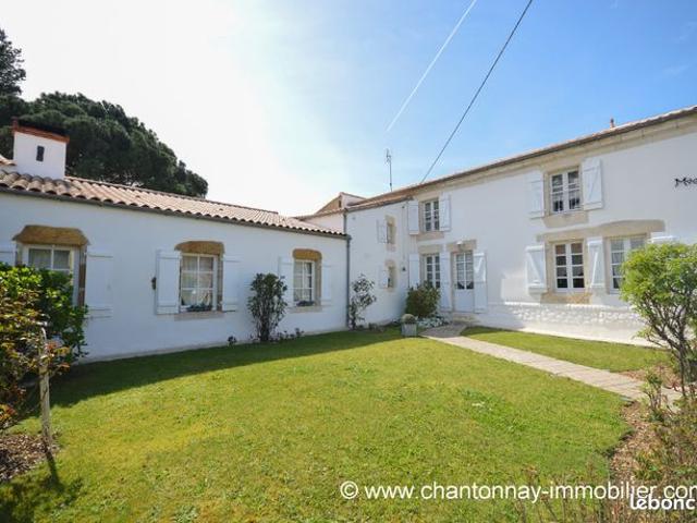 Maison 6 pièces 207 m²