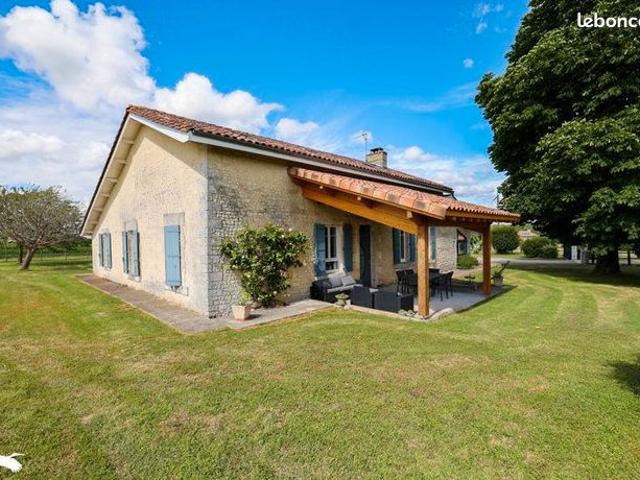 Maison 6 pièces 207 m²