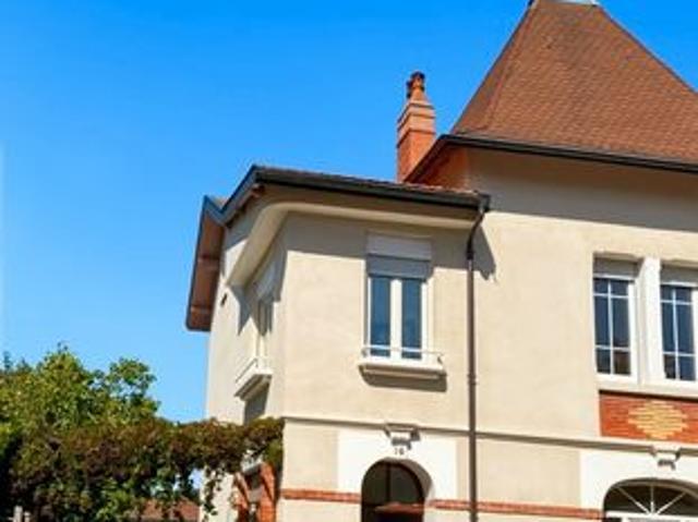 Maison 6 pièces 207 m²