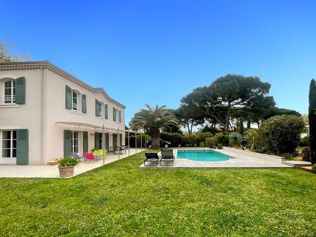 Maison 6 pièces 207 m²