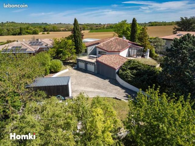 Maison 6 pièces 207 m²