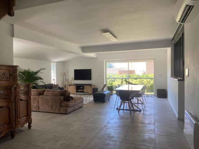 Maison 6 pièces 207 m²