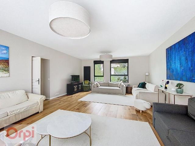 Maison 6 pièces 207 m²