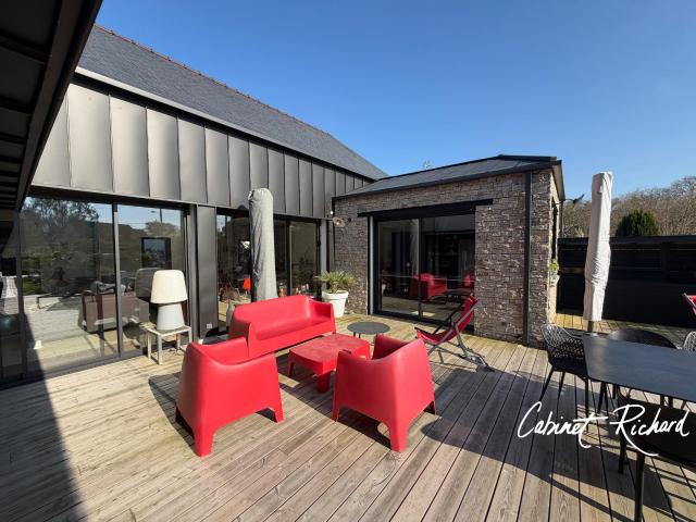 Maison 6 pièces 207 m²