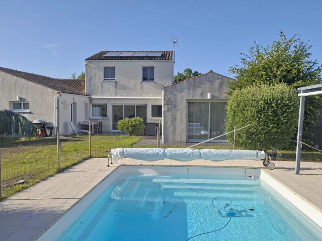 Maison 6 pièces 207 m²