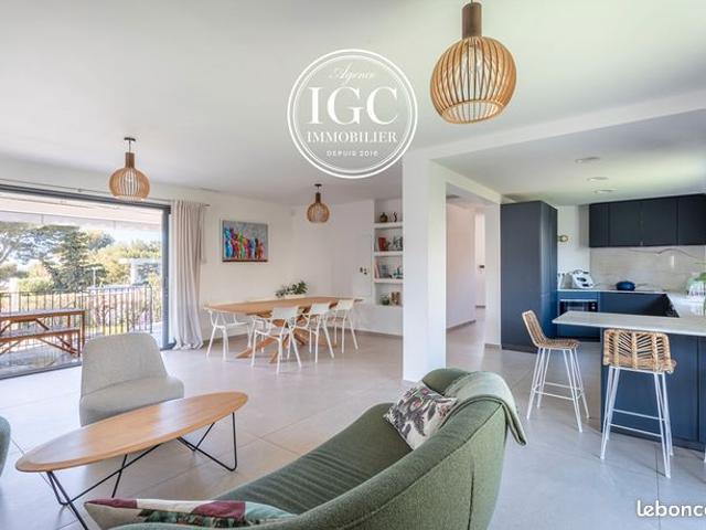 Maison 6 pièces 207 m²