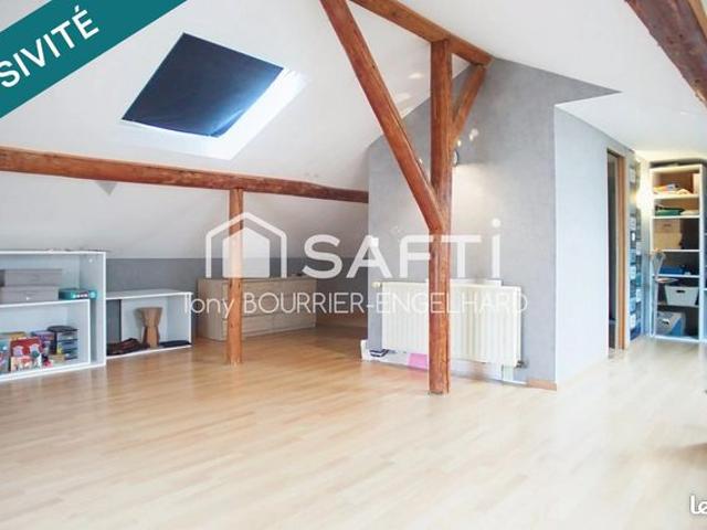 Maison 6 pièces 207 m²