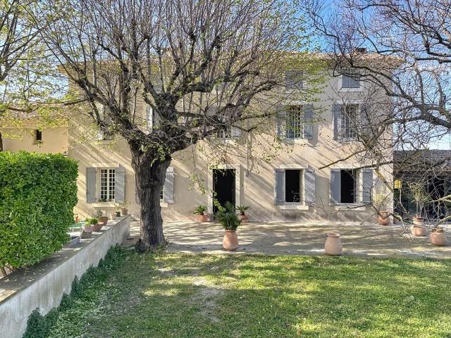 Maison 6 pièces 208 m²
