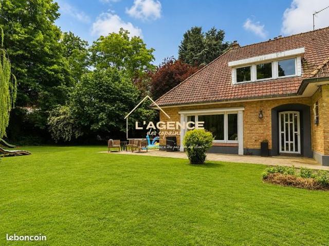 Maison 6 pièces 208 m²