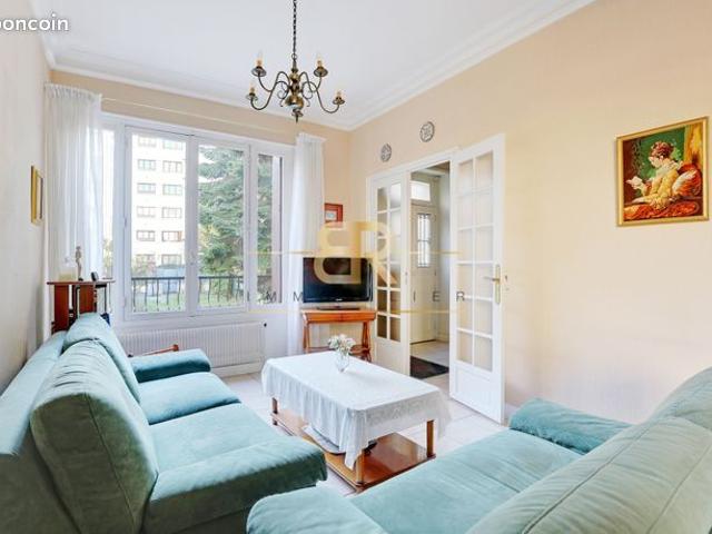 Maison 6 pièces 208 m²